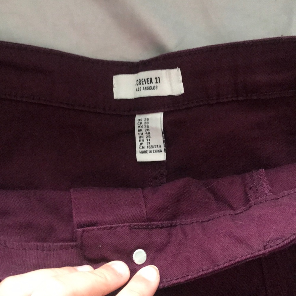 Maroon skirt - Picture 2 of 3